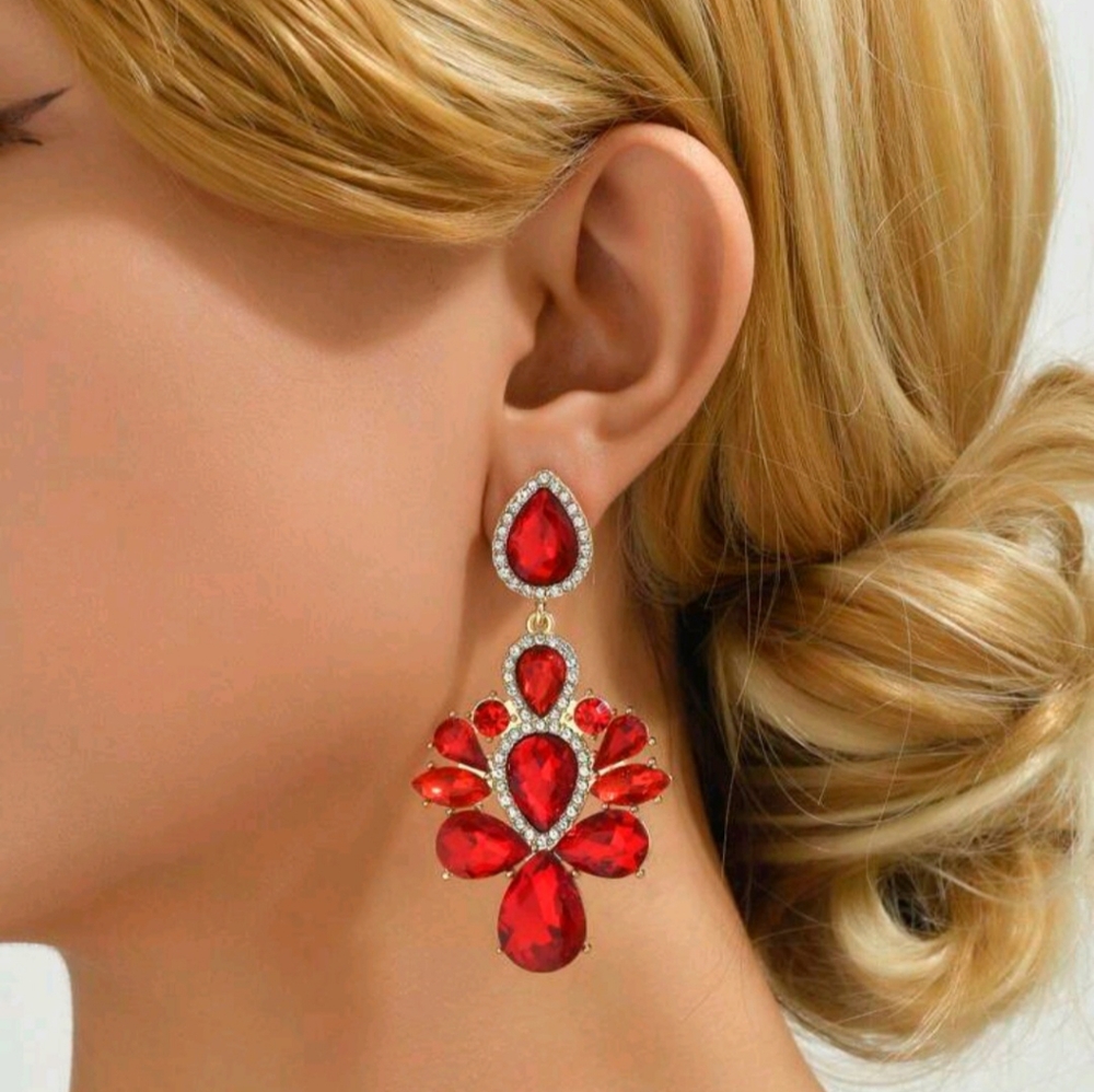 Gorgeous Red Crystal Glass Silver Rhinestone Special Occasion Drop Earrings New!